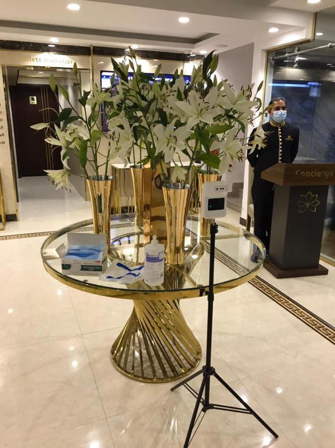 Golden Tower Corniche Hotel