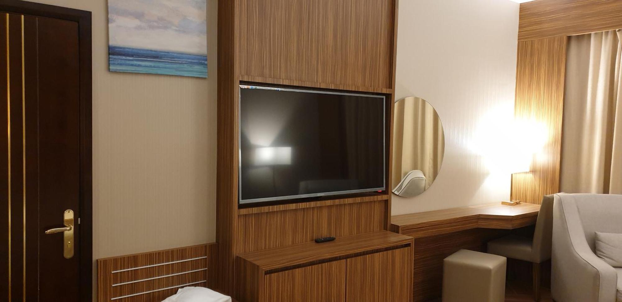 Golden Tower Corniche * Khobar